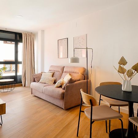 Apartamentos Aptio Oviedo Buitenkant foto