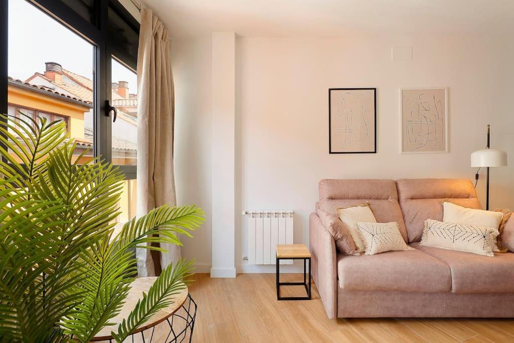 Apartamentos Aptio Oviedo Buitenkant foto
