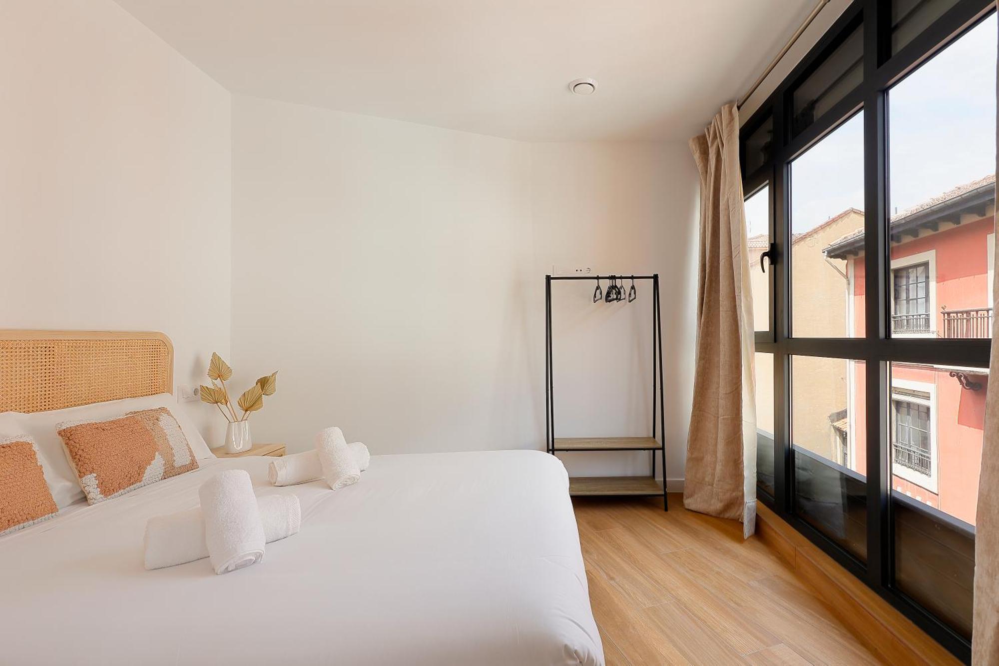 Apartamentos Aptio Oviedo Buitenkant foto