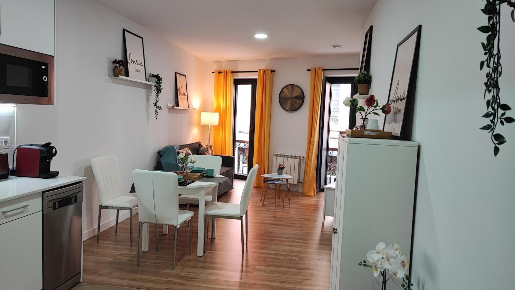 Apartamentos Aptio Oviedo Buitenkant foto