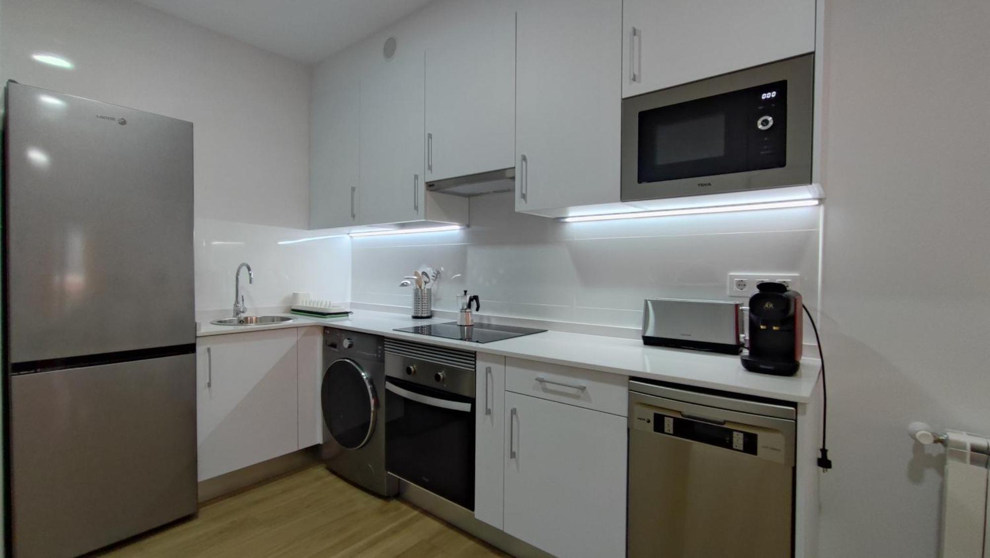Apartamentos Aptio Oviedo Buitenkant foto