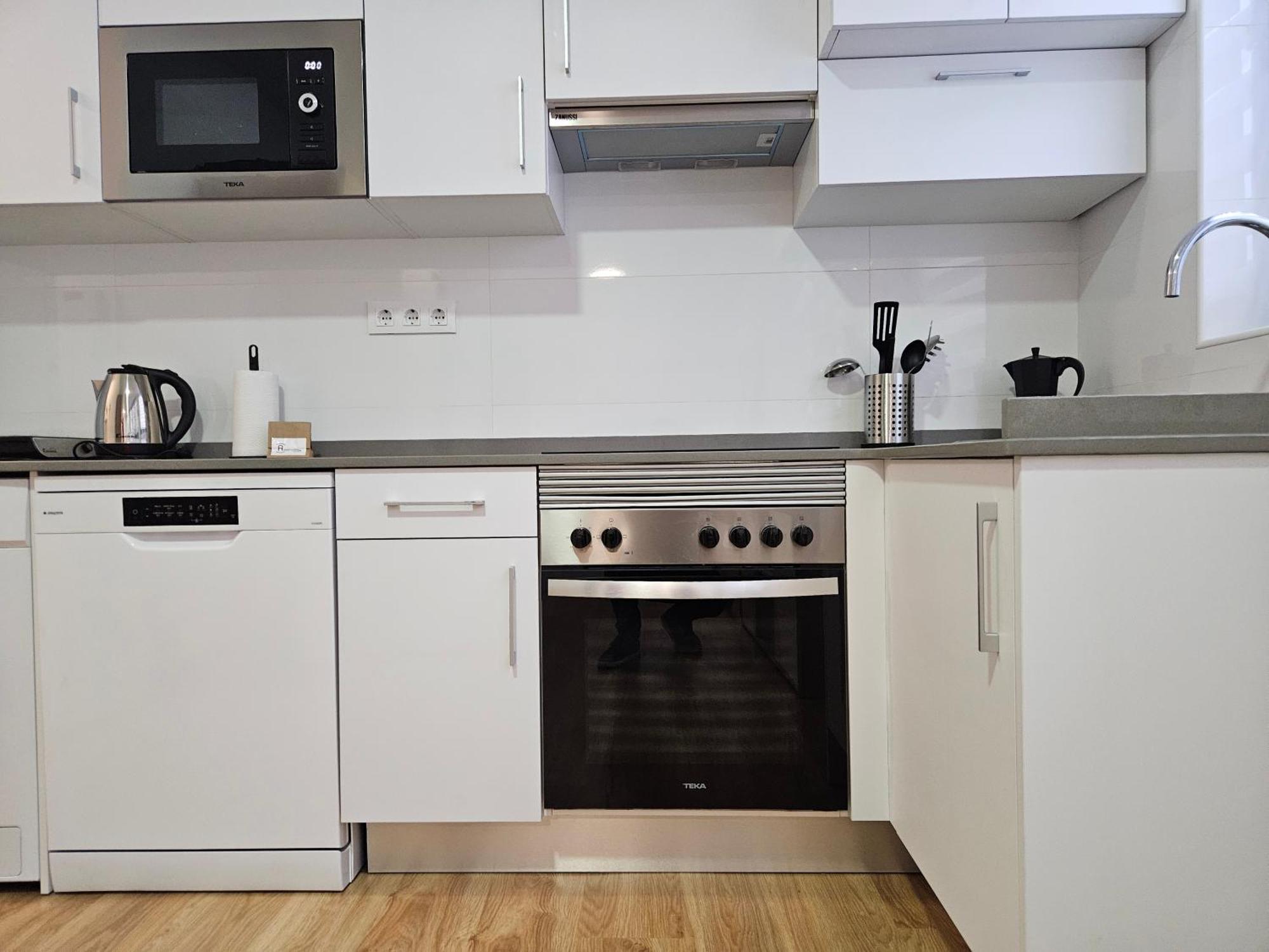 Apartamentos Aptio Oviedo Buitenkant foto