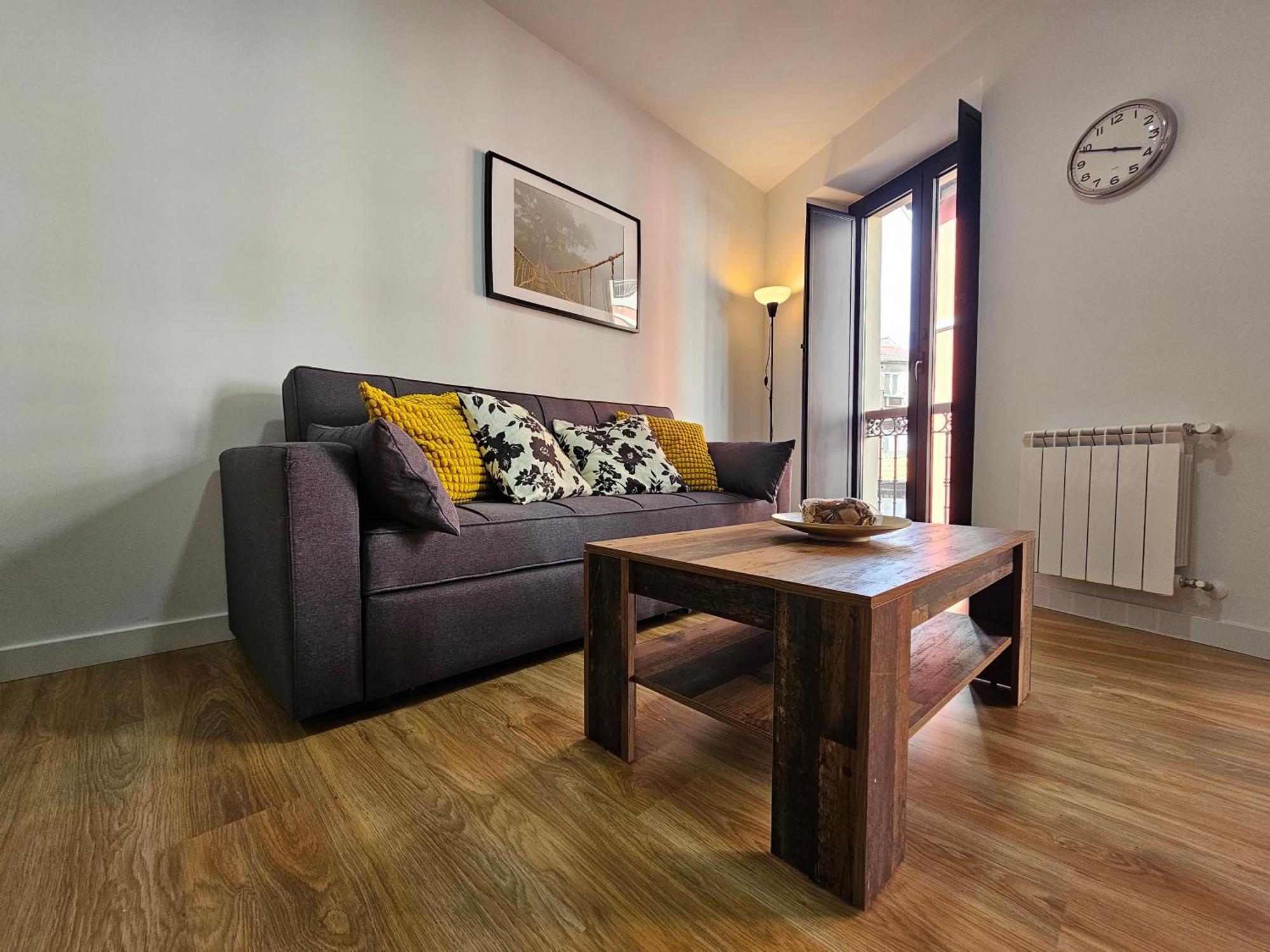 Apartamentos Aptio Oviedo Buitenkant foto