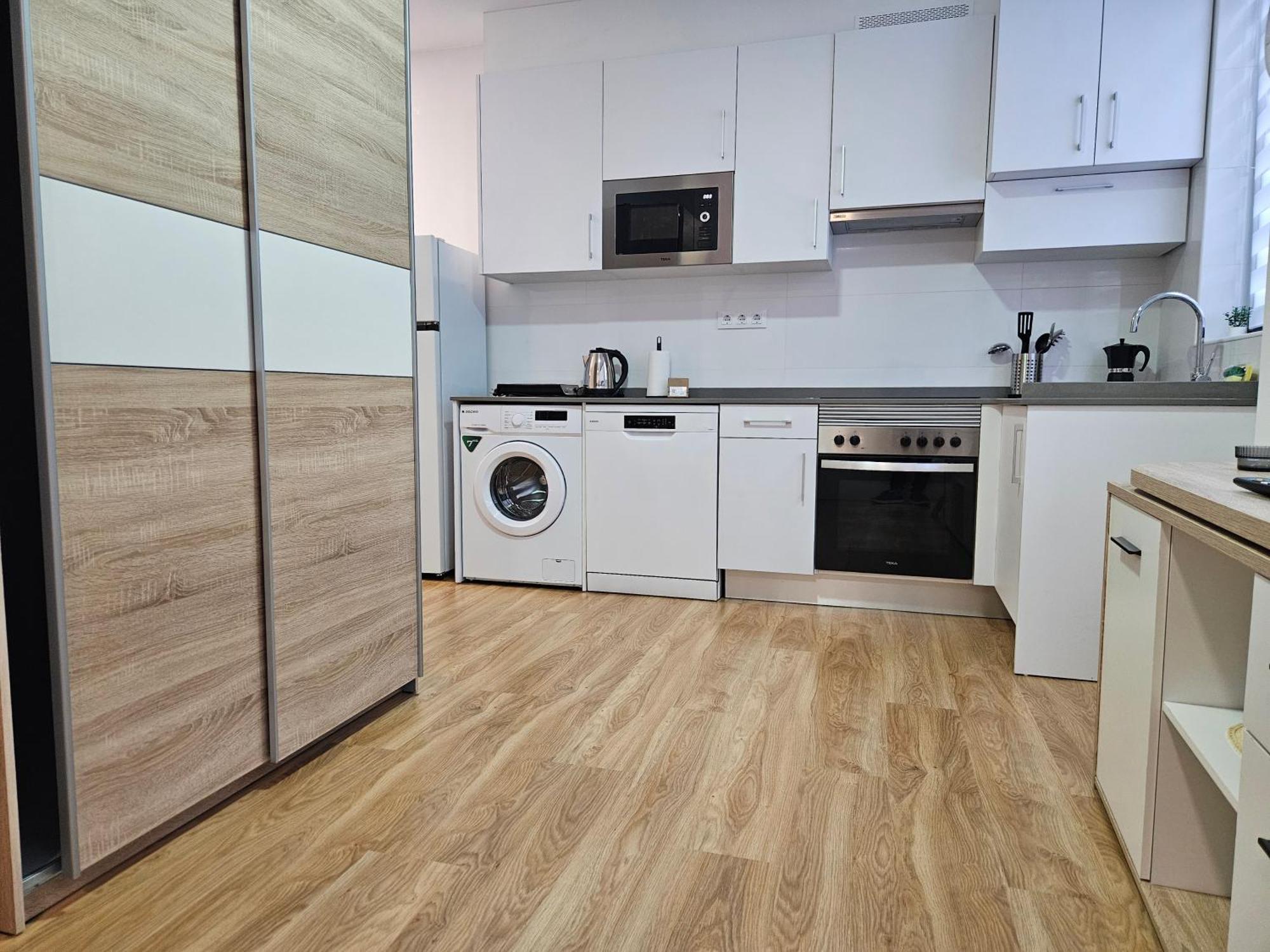 Apartamentos Aptio Oviedo Buitenkant foto