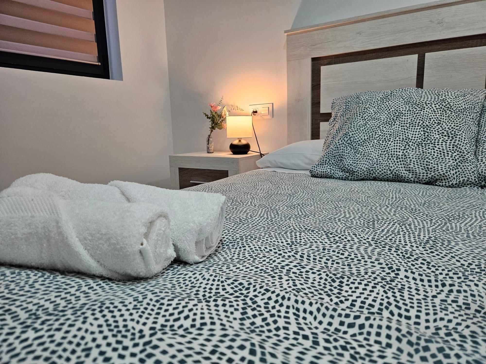 Apartamentos Aptio Oviedo Buitenkant foto