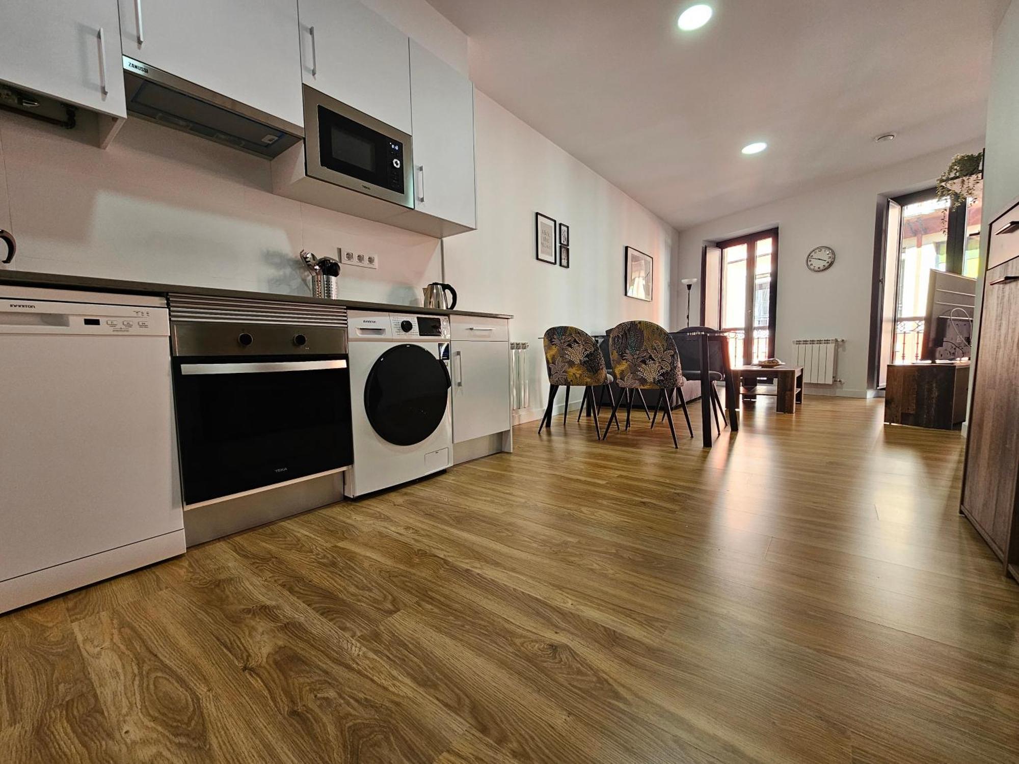 Apartamentos Aptio Oviedo Buitenkant foto