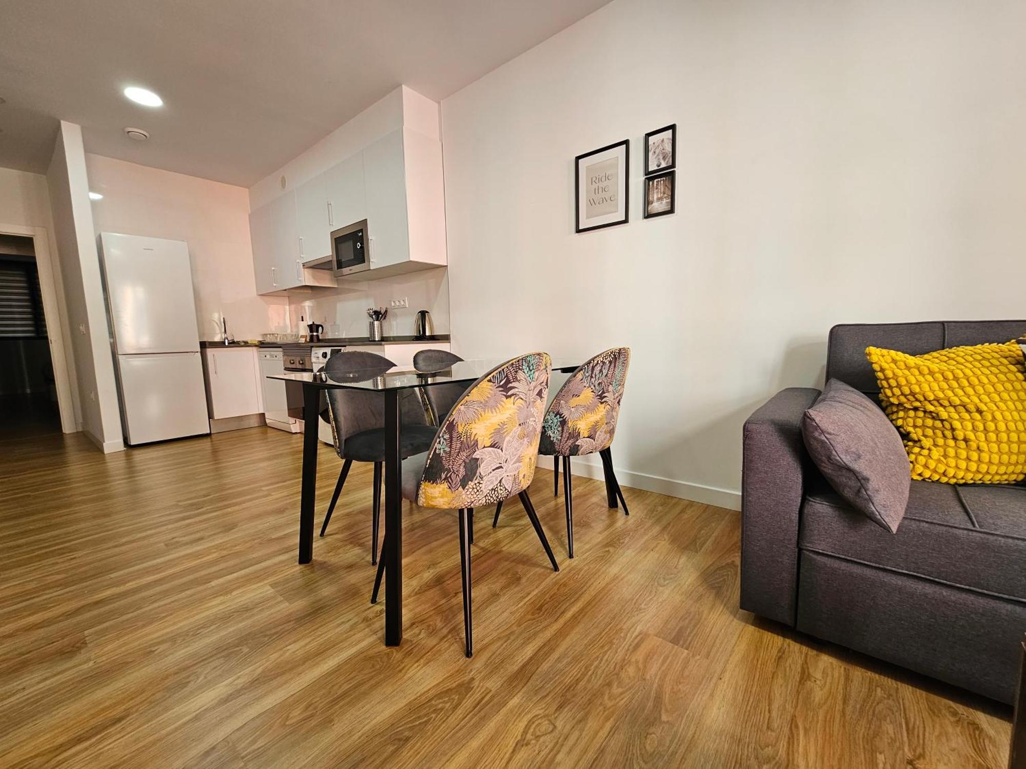 Apartamentos Aptio Oviedo Buitenkant foto