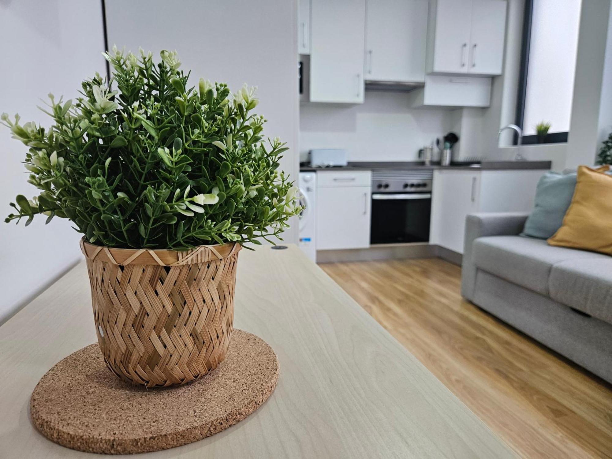 Apartamentos Aptio Oviedo Buitenkant foto